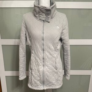 The North Face Women's Quilted Zip-Up Jacket in Light Gray